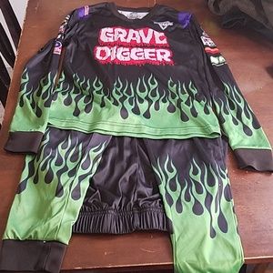 Monster jam grave digger set